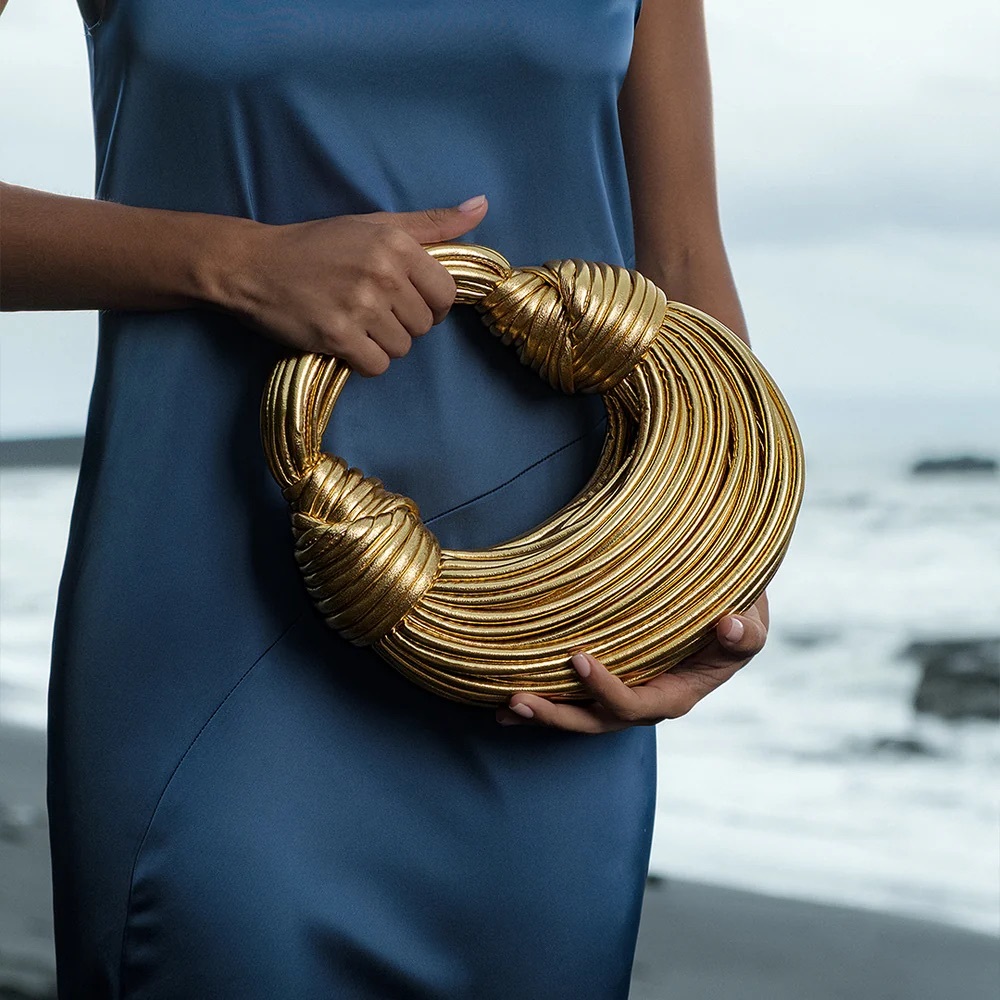 Gold Handbag - Picture 4 of 12